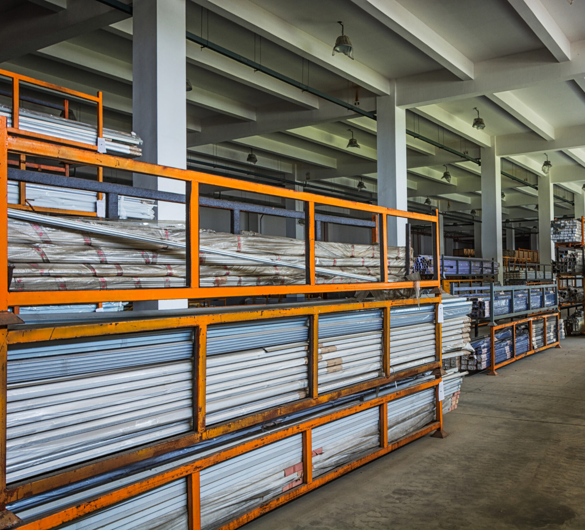 iron and steel material storage